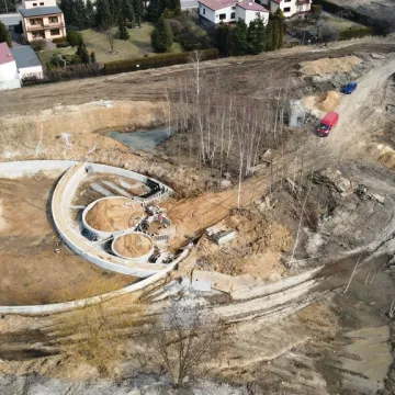 Jak postępują prace przy Gliniankach w Radomsku?