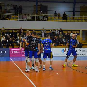 Emocje na parkiecie. METPRIM Volley Radomsko zwycięża ze Skrą II Bełchatów