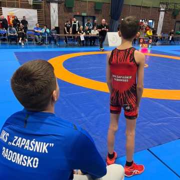 Zapaśnicy UKS „Zapaśnik” Radomsko rywalizowali w Białołęka Wrestling Cup 2023