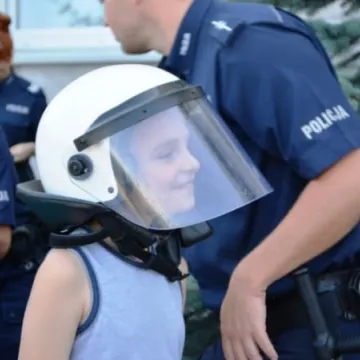 Dzieci poznały pracę policjantów