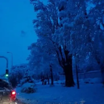 Zima powróciła. Miasto bez prądu i wody 