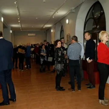 Otwarto wystawę „Fabuła obrazem malowana”