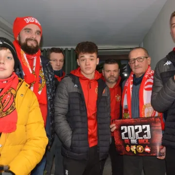 Widzewiacy w „Kamilu” ze świątecznymi prezentami