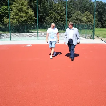 Piotrków Tryb.: sztuczna murawa na Concordii coraz bliżej