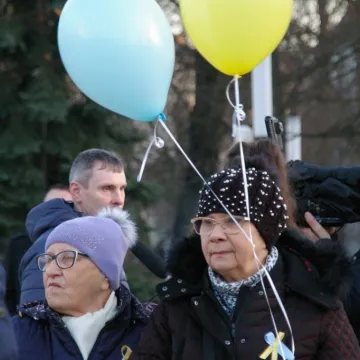 Radomsko: Wiec solidarności z Ukrainą