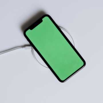 Wymiana baterii w iPhone XR – jak ją wymienić i jak o nią dbać?