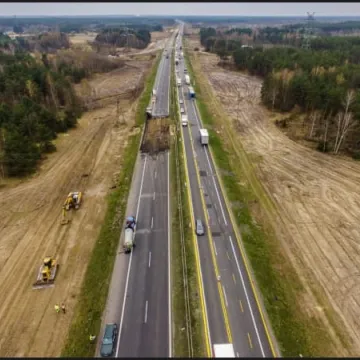 Budowa A1. Postęp prac przy odc. Radomsko - granica województwa 