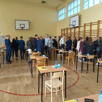 Trzeci dzień matur. Uczniowie piszą test z matematyki