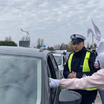 Świąteczny czas i większa czujność. Funkcjonariusze przypominali o bezpieczeństwie