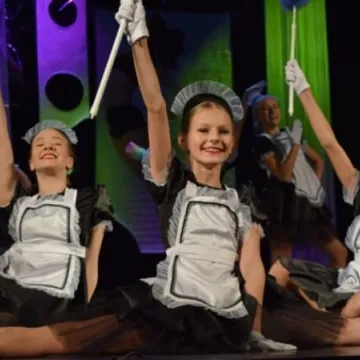 Taneczne spotkania w Radomsku. Grand Prix dla zespołu „Kontra 1”