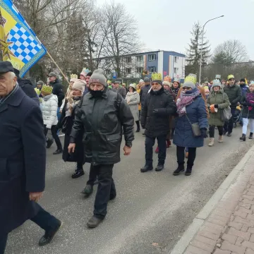 Orszak Trzech Króli w Radomsku: radość i kolędy