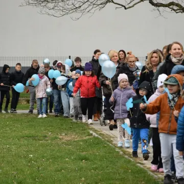 Radomsko włączyło się w obchody Dnia Autyzmu
