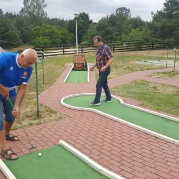 Golf w wykonaniu samorządowców