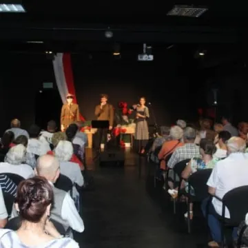 Śpiewem uczcili Powstańców Warszawskich