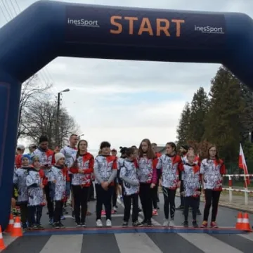 Pobiegli i uczcili rocznicę odzyskania niepodległości 