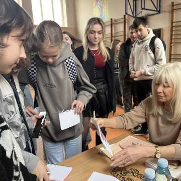 O ochronie dzieci i młodzieży z sędzią Anną Marią Wesołowską