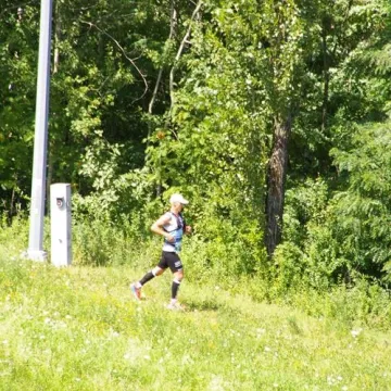 300 biegaczy zmierzyło się z Górą Kamieńsk