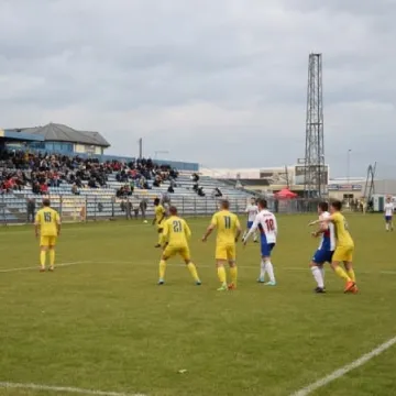 RKS Radomsko remisuje z Bronią Radom 1:1