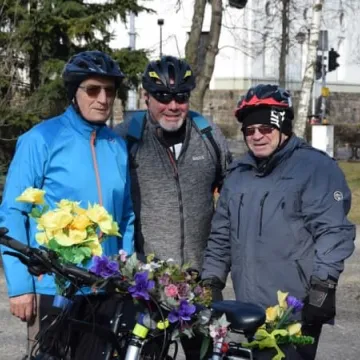 Rowerowo.pl powitało wiosnę na rowerach