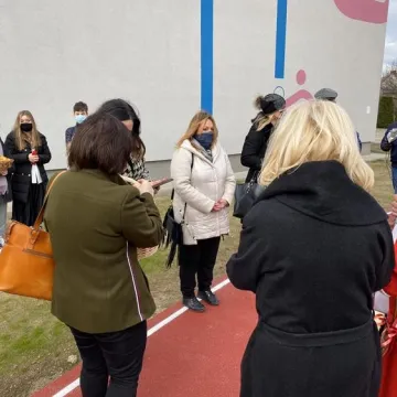 Przy PSP3 w Radomsku powstał kompleks lekkoatletyczny