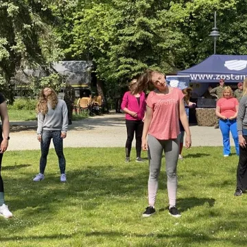 Żołnierze uczą w Radomsku kobiety podstaw samoobrony