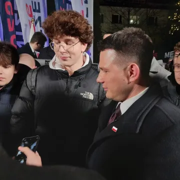 Tak dla prostych podatków. Nie dla imigracji. Sławomir Mentzen pojawił się w Radomsku