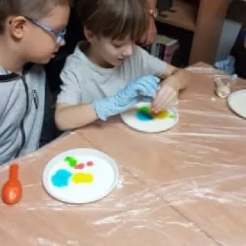 Biblioteka realizuje projekt „Para Buch! Książka w Ruch!”