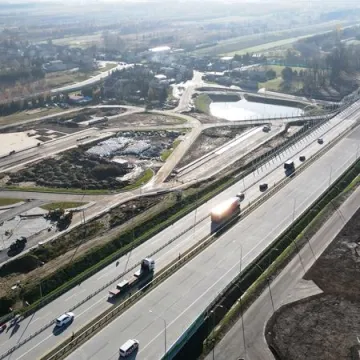 Jak postępują prace na A1 na odcinku Kamieńsk-Radomsko?