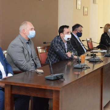 Komisja rewizyjna wnioskuje o absolutorium dla Zarządu Powiatu Radomszczańskiego