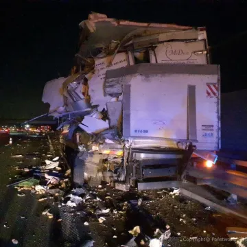 Plama oleju na 4 kilometry