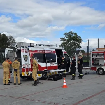 Strażacy ze Strzałkowa szkolili się z obsługi dronów