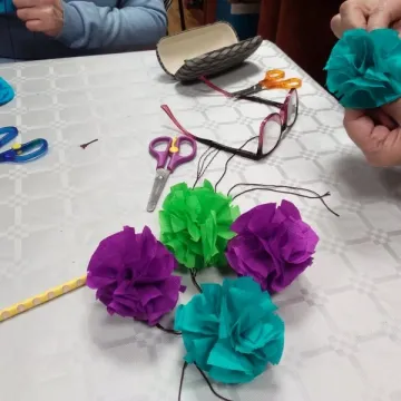 Pisanki i pająki ludowe ożywiły tradycję w Gidlach