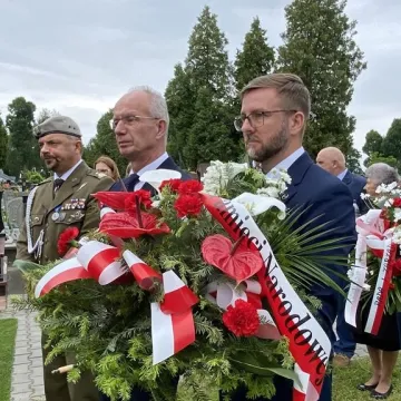 Ekshumowany Jan Kowalski spoczął na Cmentarzu Starym w Radomsku
