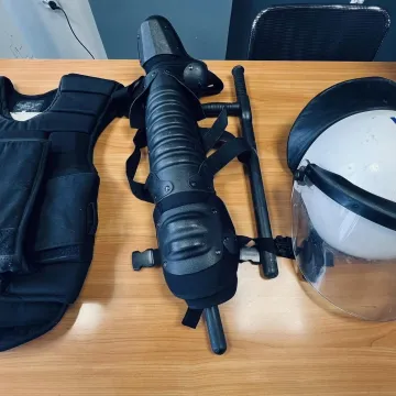 Uczniowie „mechanika” z wizytą w KPP w Radomsku