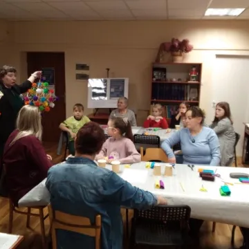 Pisanki i pająki ludowe ożywiły tradycję w Gidlach