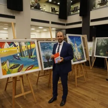 Powiat malowany na wystawie w Łodzi