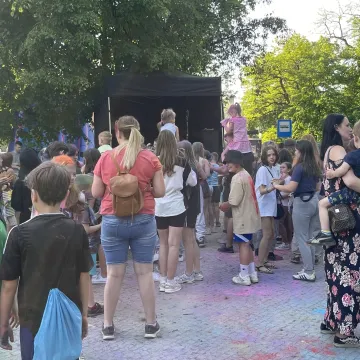 Magia kolorów, czyli Holi Day 2024 w Radomsku
