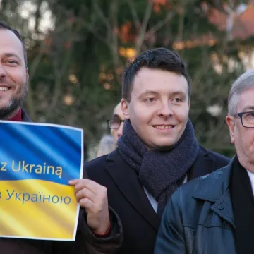 Radomsko: Wiec solidarności z Ukrainą