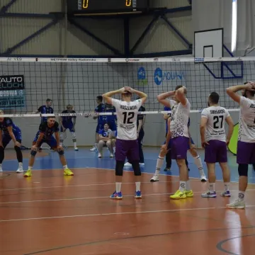 Pewne zwycięstwo i awans. METPRIM Volley Radomsko zagra w finale o II ligę!