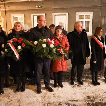 W Radomsku upamiętniono 41. rocznicę wprowadzenia stanu wojennego