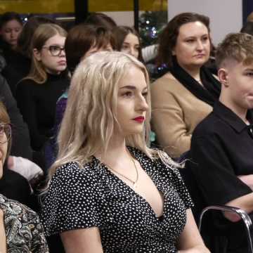 [WIDEO] Konkurs im. Baczyńskiego: młodzi artyści z powiatu radomszczańskiego zaprezentowali swoje talenty