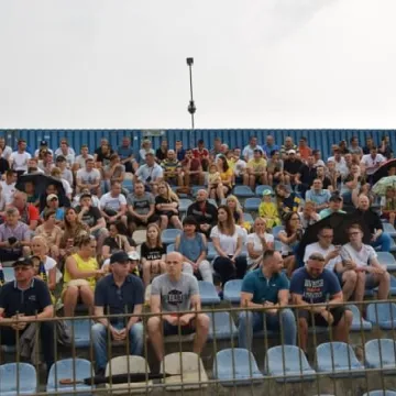 Kibice na meczu RKS Radomsko – Warta Sieradz