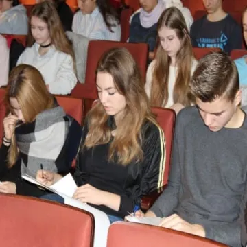 Radomsko zdaje angielski