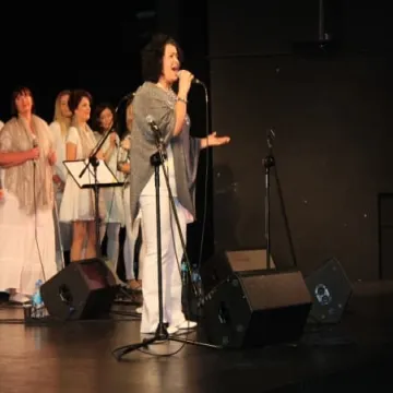 Sienna Gospel Choir na deskach MDK