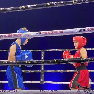 Korner Radomsko Boxing Night 2023. Robert Parzęczewski znokautował rywala
