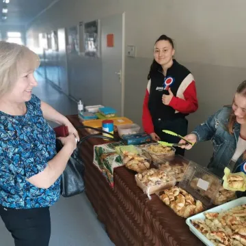 Charytatywna Frankofonia w Ekonomiku