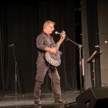 Koncert „Radomsko dla Ukrainy” w MDK w Radomsku