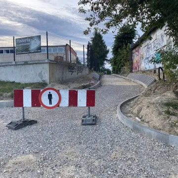 Budowa łącznika między ul. Sadową, a 11 Listopada w toku