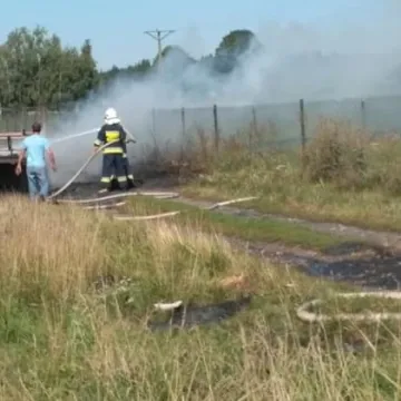 Pożar przyczepy w Woli Jedlińskiej