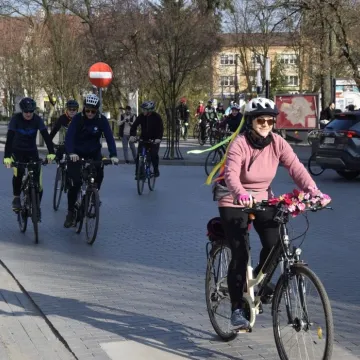 Tradycja na dwóch kółkach. Wiosna przywitana na rowerach